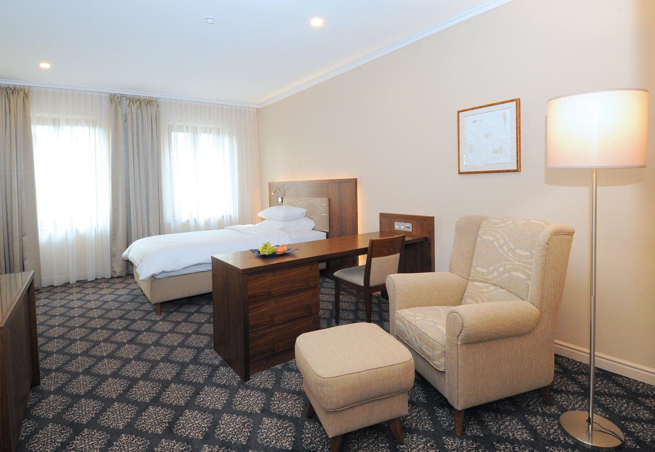 Hotel Kramer Όπαβα Εξωτερικό φωτογραφία